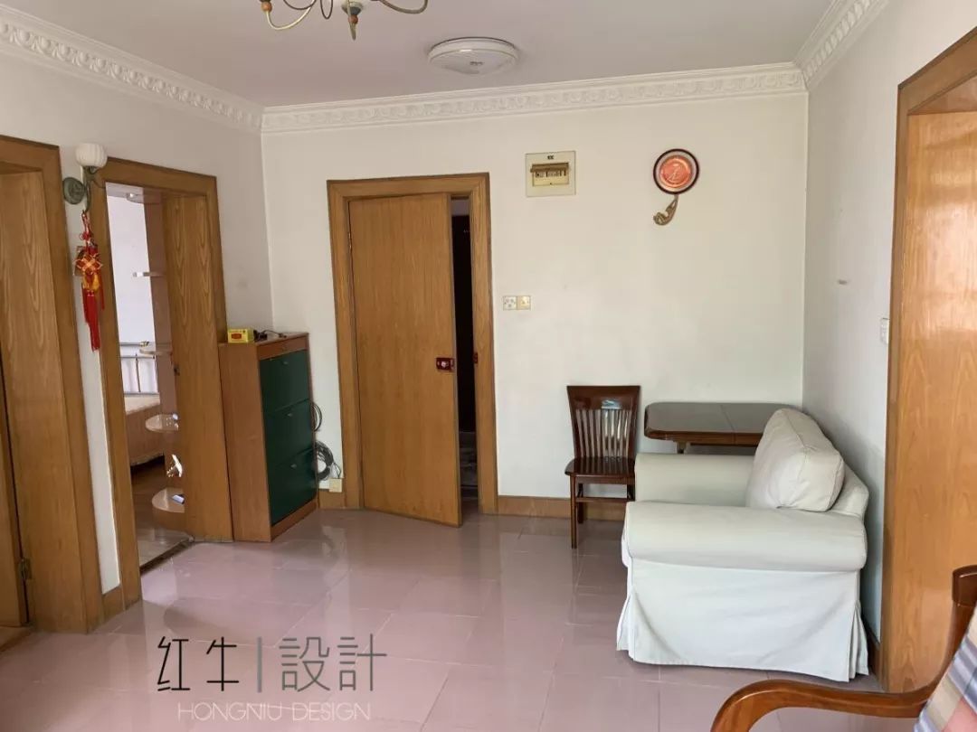 南京老房翻新--“能住”與“好住”之間，就差這點(diǎn)改變！02改造前_客廳