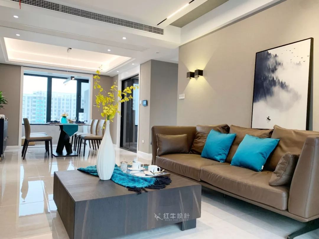 南京保利國(guó)際社區(qū)140㎡現(xiàn)代風(fēng)格--四室二廳大戶型，寬敞開(kāi)闊又舒適！04客廳設(shè)計(jì)