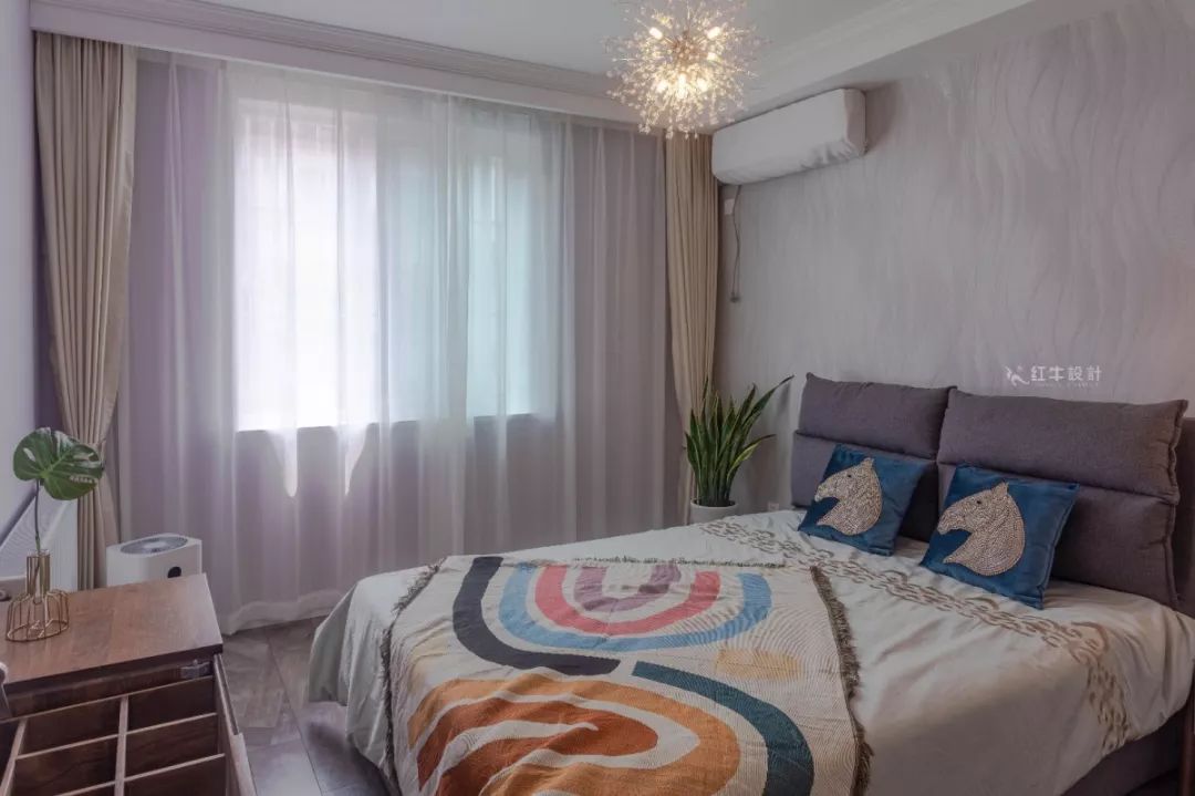 南京龍蟠花苑90㎡現(xiàn)代輕奢--老房升級改造，變身時尚精致家！14臥室改造