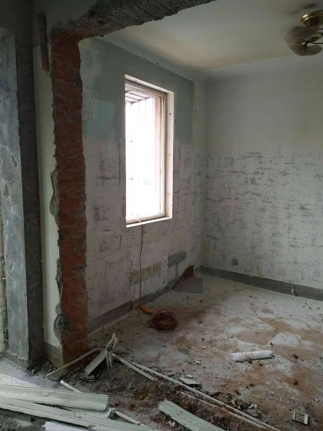 南京龍蟠花苑90㎡現(xiàn)代輕奢--老房升級改造，變身時尚精致家！23拆砌工程