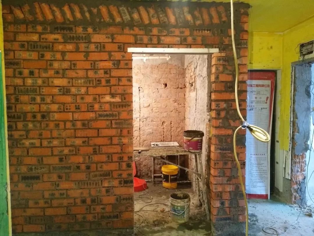 南京龍蟠花苑90㎡現(xiàn)代輕奢--老房升級改造，變身時尚精致家！25拆砌工程