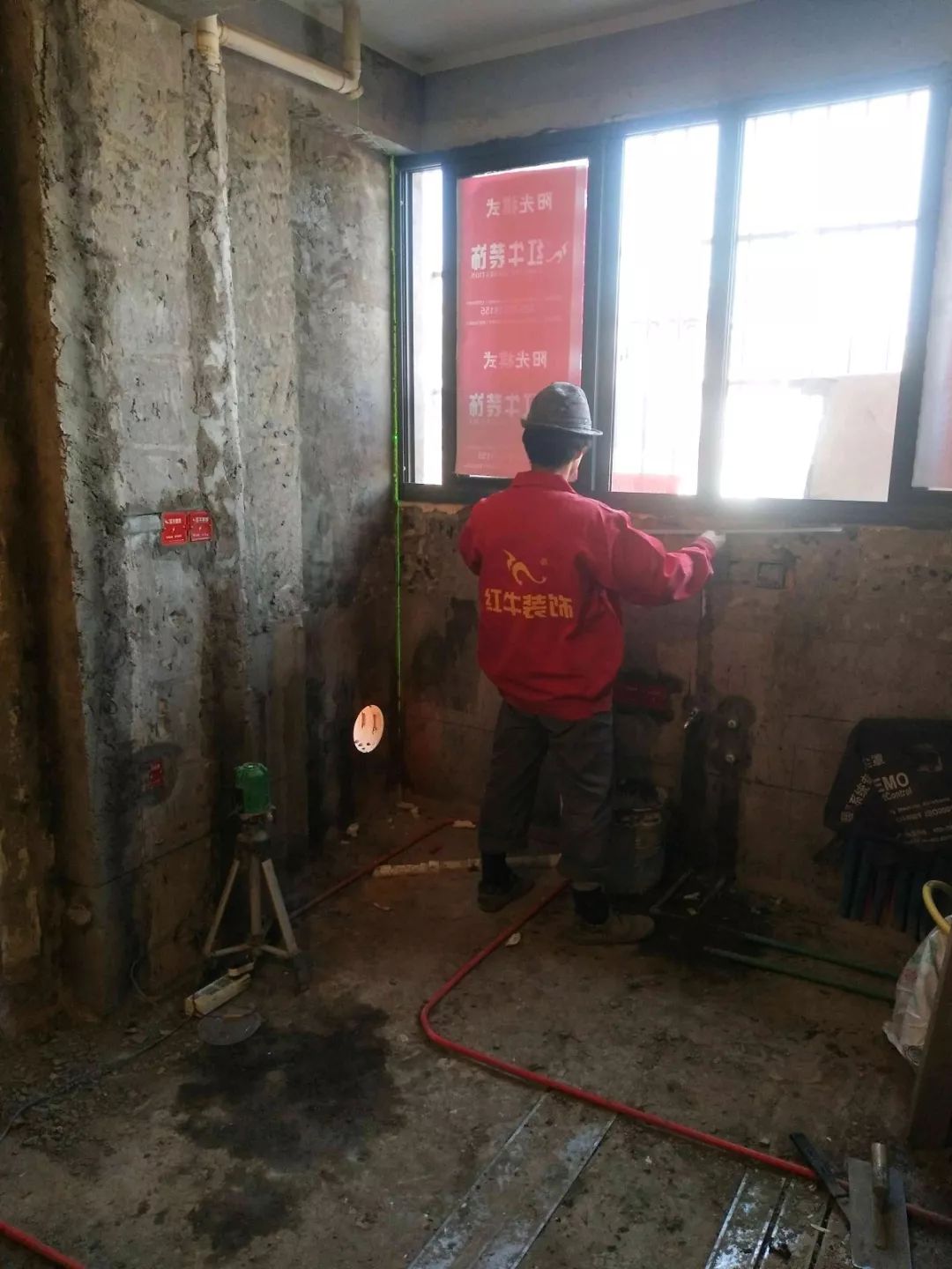 南京龍蟠花苑90㎡現(xiàn)代輕奢--老房升級改造，變身時尚精致家！31瓦木施工