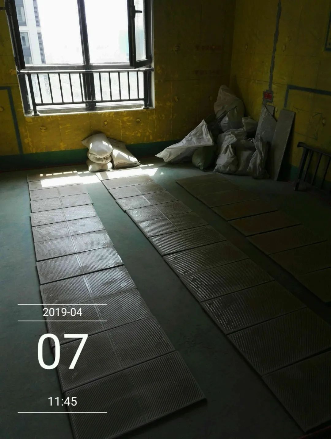 孟憲濤_保利國(guó)際社區(qū)115㎡現(xiàn)代北歐--簡(jiǎn)潔明亮之家，一人獨(dú)居太愜意！30工地一覽