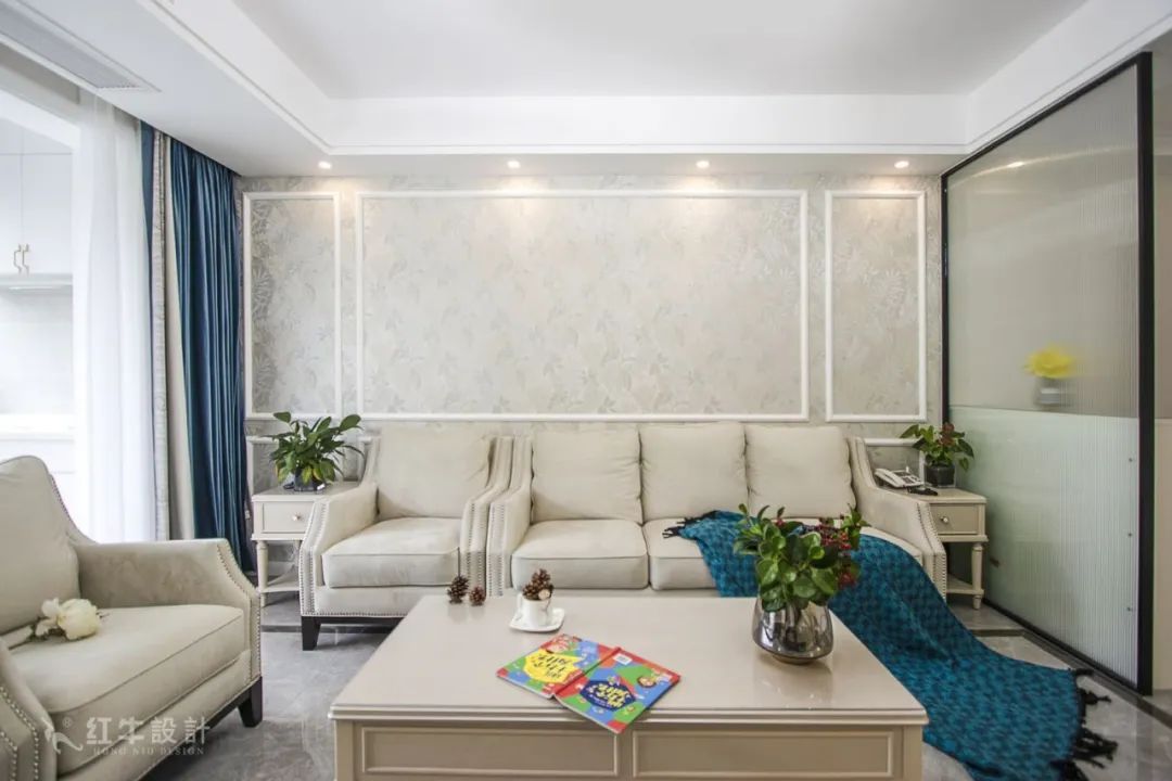 最美畢業(yè)照 ⑥--簡美不一定是深色系，也可以這樣清爽哦！03客廳