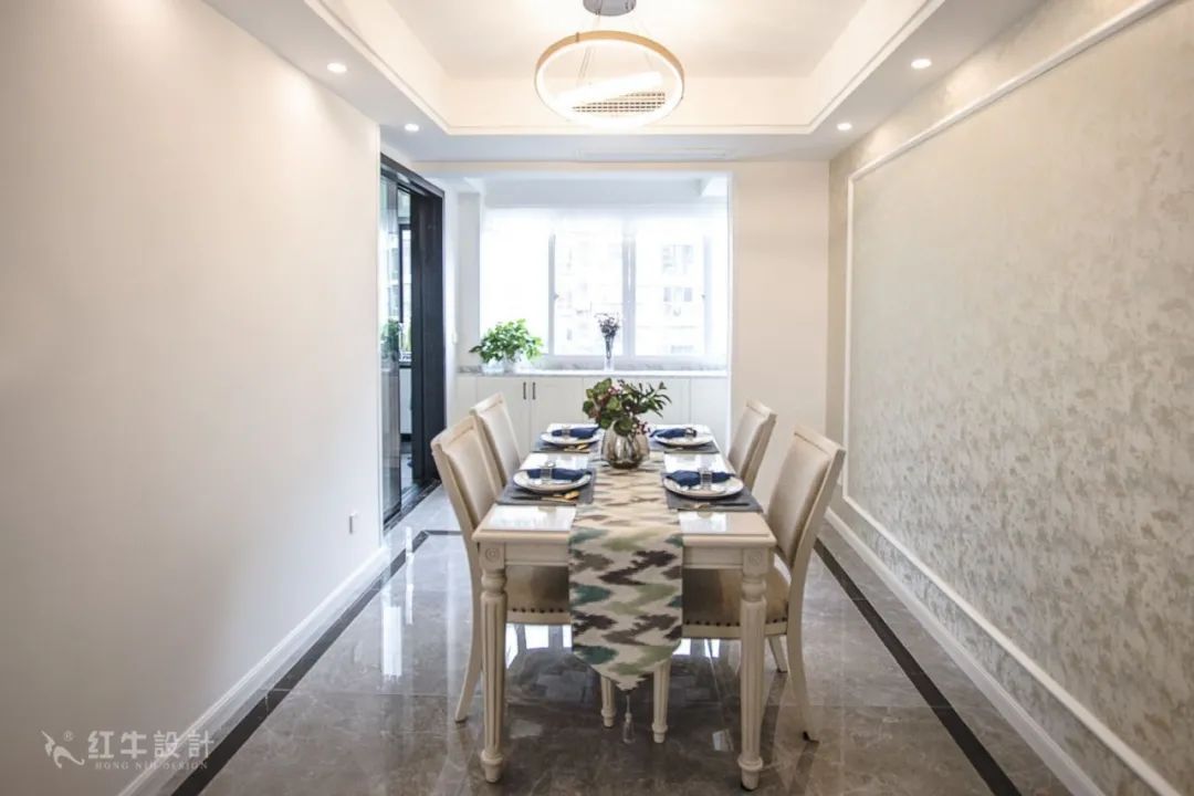 最美畢業(yè)照 ⑥--簡美不一定是深色系，也可以這樣清爽哦！06餐廳