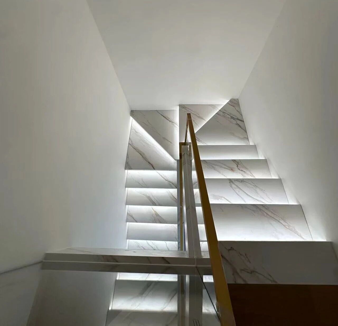 工地巡檢：雙節(jié)同慶，品質(zhì)同行，嚴(yán)把每一道工序，用心守護(hù)夢想家！