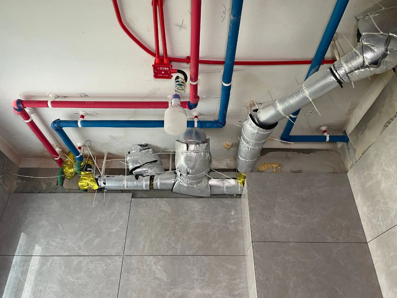 工地突擊巡檢｜嚴(yán)把每一處細(xì)節(jié)，用心守護(hù)每一份安心！